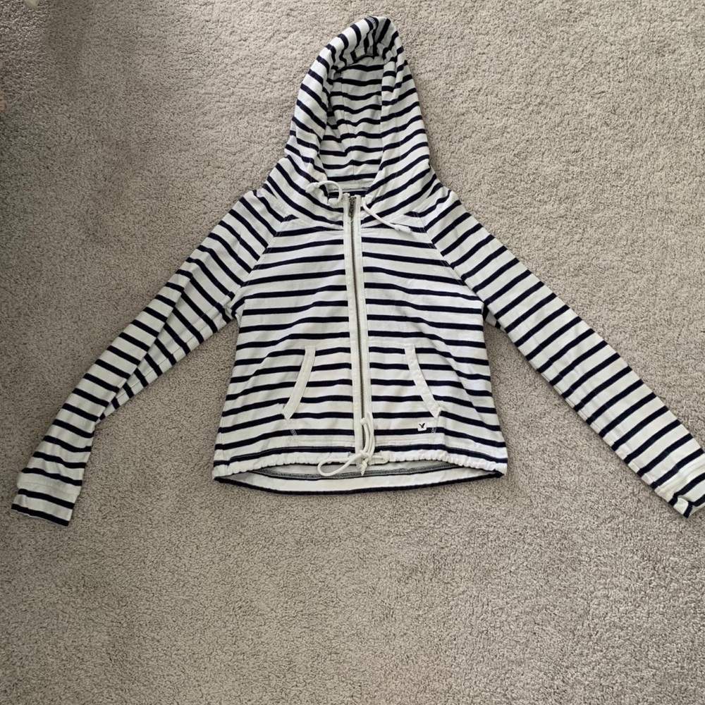 American eagle zip up hoodie
